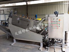 常州中車(chē)疊螺脫水機(jī)油泥處理